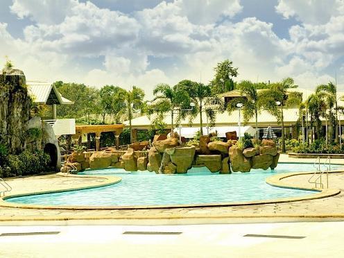 Klir Waterpark Resort And Hotels Guiguinto Zewnętrze zdjęcie
